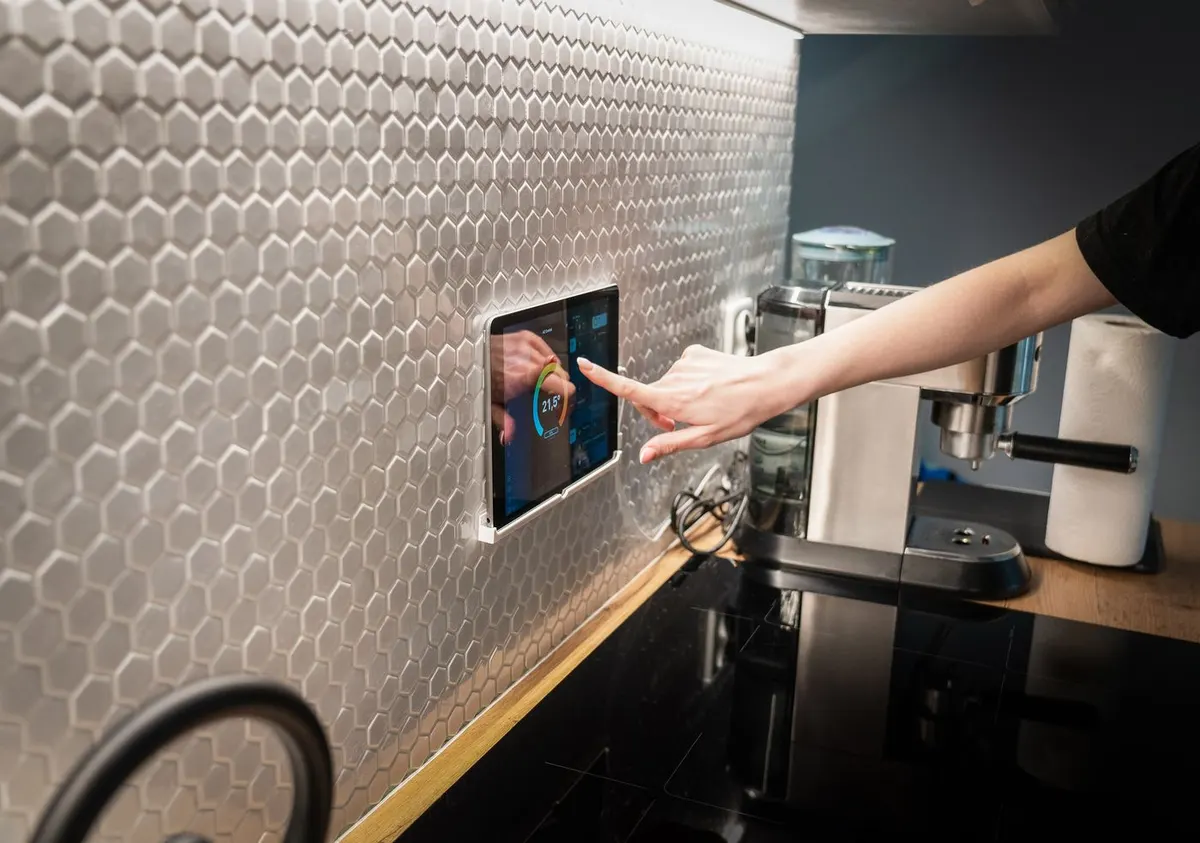 Sistem smart home — control automatizat